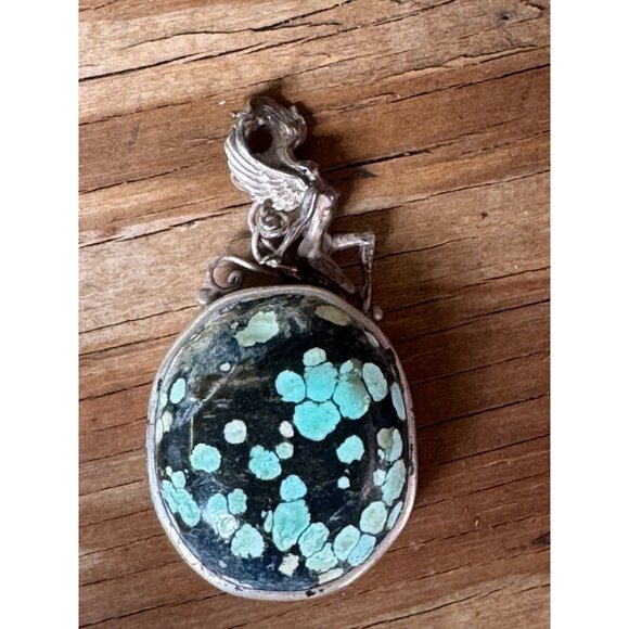 Hubei Turquoise Pendant Silver Winged Goddess - Picture 2 of 9